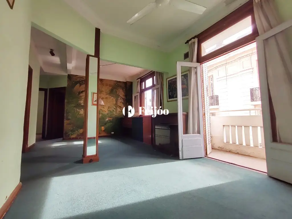 Foto de VENTA | REBAJADO | Semipiso de 3 amb., todo al frente, con balcones, imagen 1