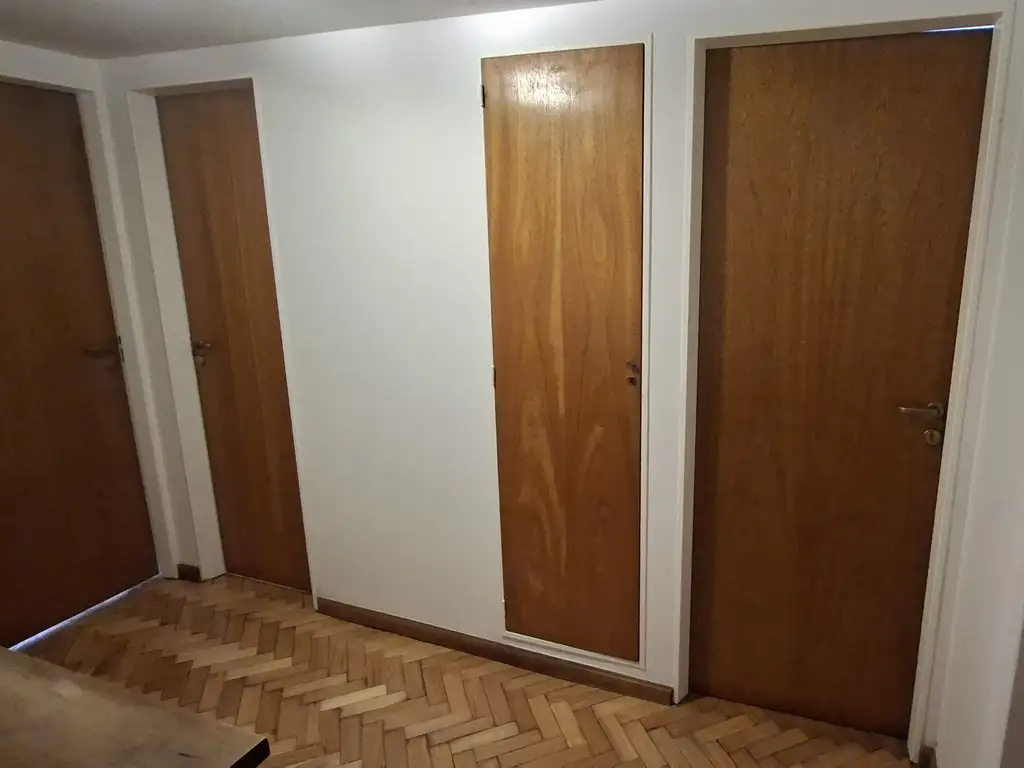 Foto de Piso de categoria al frente con cochera y baulera 3 amb con depcias., imagen 1
