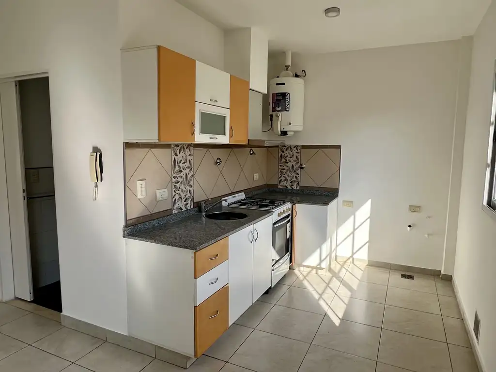 Foto de IMPECABLE DEPARTAMENTO 2 AMBIENTES POR ESCALERA, imagen 5