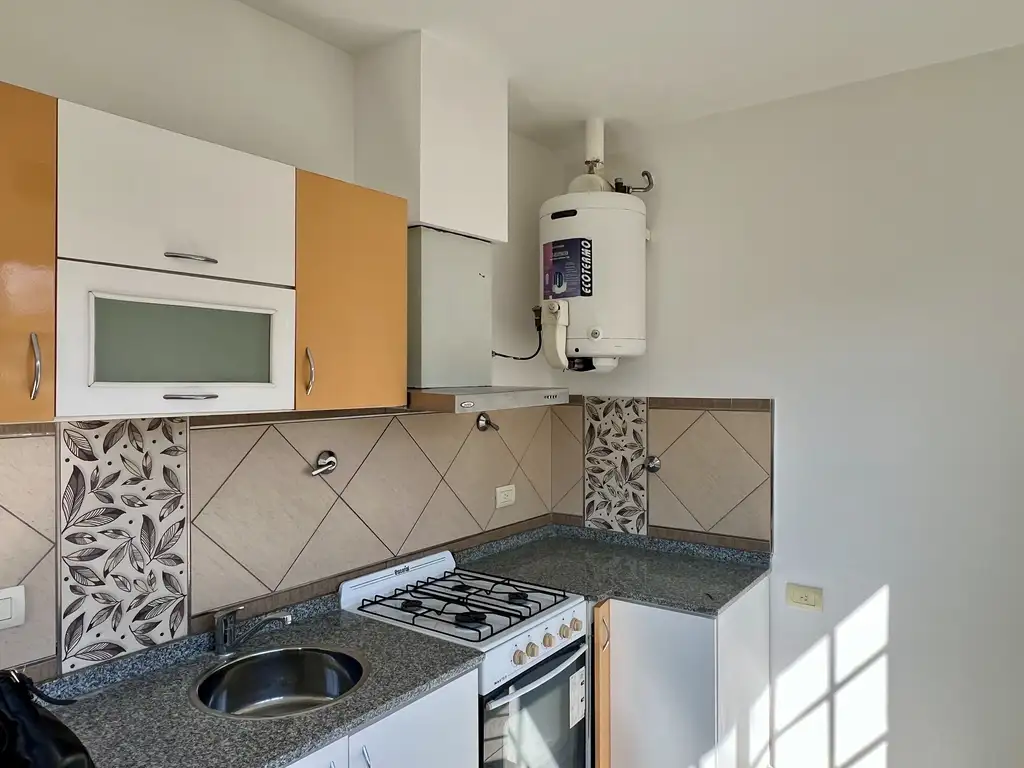 Foto de IMPECABLE DEPARTAMENTO 2 AMBIENTES POR ESCALERA, imagen 4