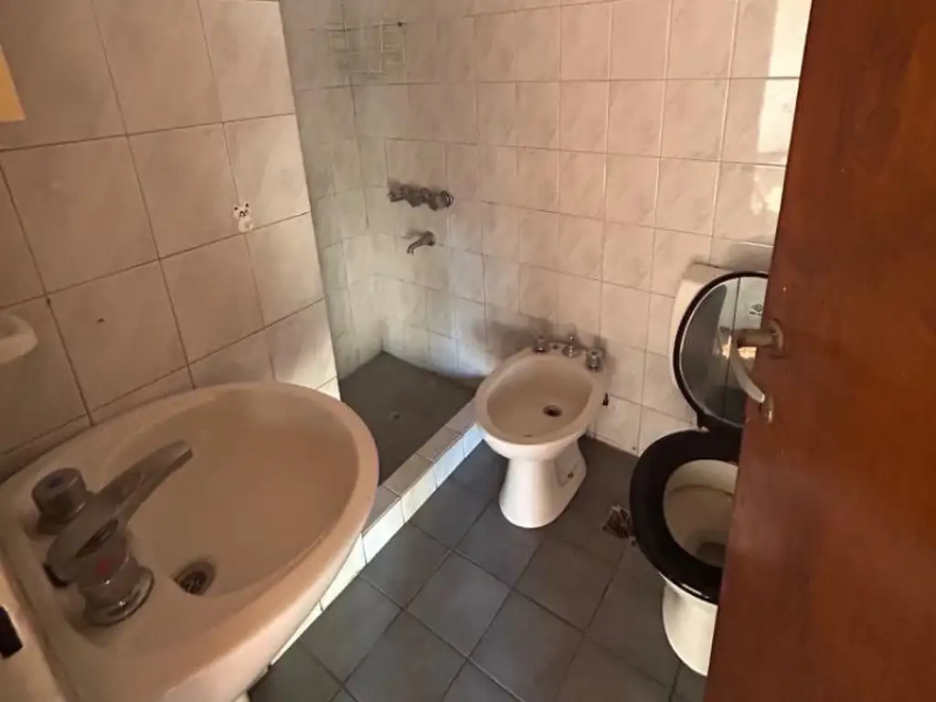 Foto de Monoambiente con cocina incorporada y balcón. Sin expensas, imagen 3