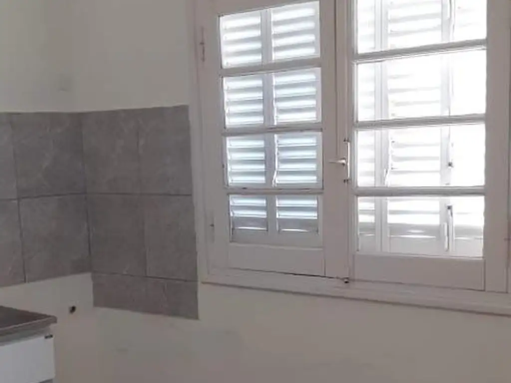 Foto de CASA EN ALQUILER CASILDA - ZEBALLOS ESQUINA BELGRANO, imagen 3