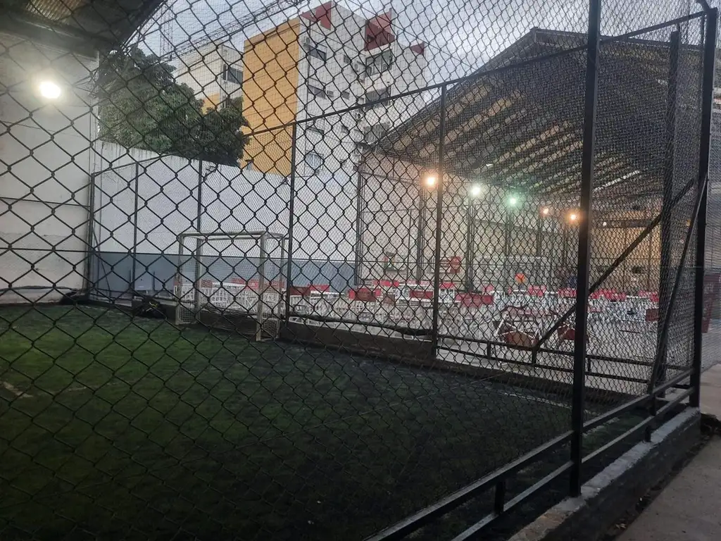 Foto de LOCAL C/ Restaurant - LOTE PARA ALQUILER, imagen 5