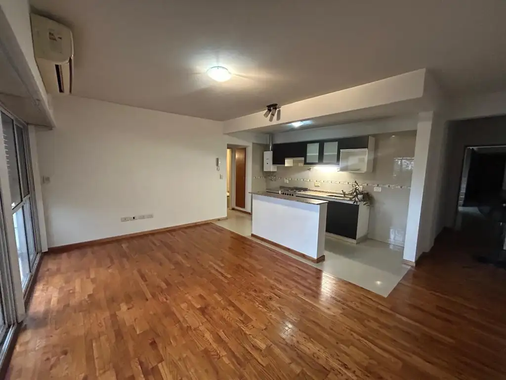 Foto de Hermoso Departamento 2 amb + Cochera, imagen 4