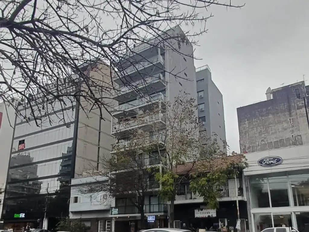 Foto de Venta-monoambiente Amplio-frente-colegiales, imagen 1