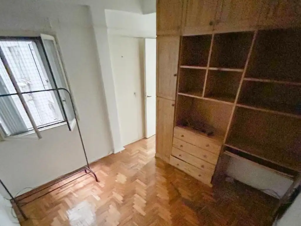 Foto de Departamento de 3 ambientes lateral., imagen 2