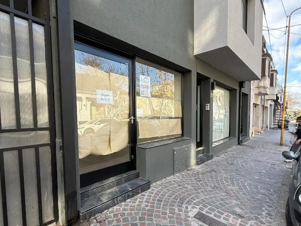Foto de Alquiler de Local Centrico 3x5 con Baño, imagen 3
