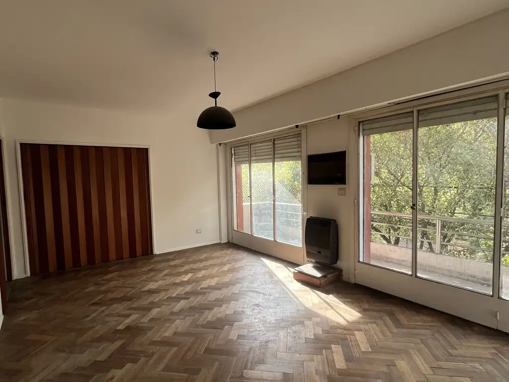 Foto de DEPARTAMENTO TIPO CASA SIN EXPENSAS CON TERRAZA Y PARRILLA, imagen 3