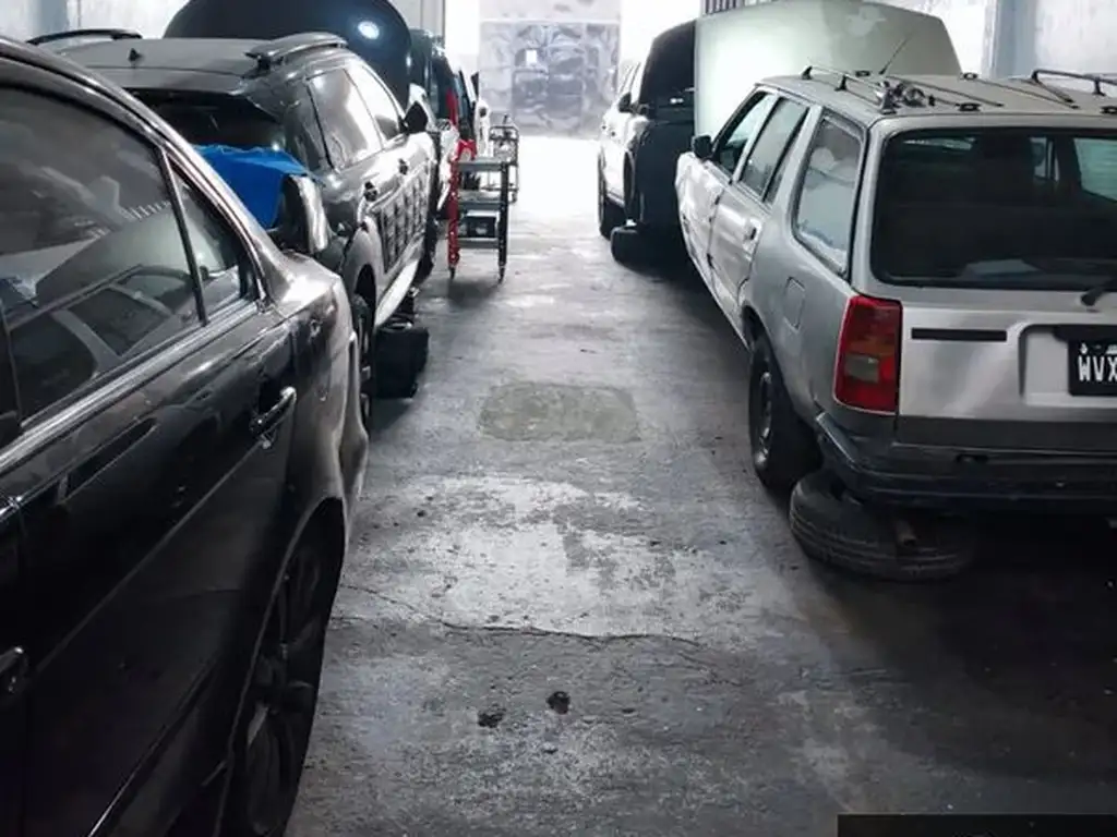 Foto de Galpón en alquiler de 150m2 ubicado en Villa Luro, imagen 2