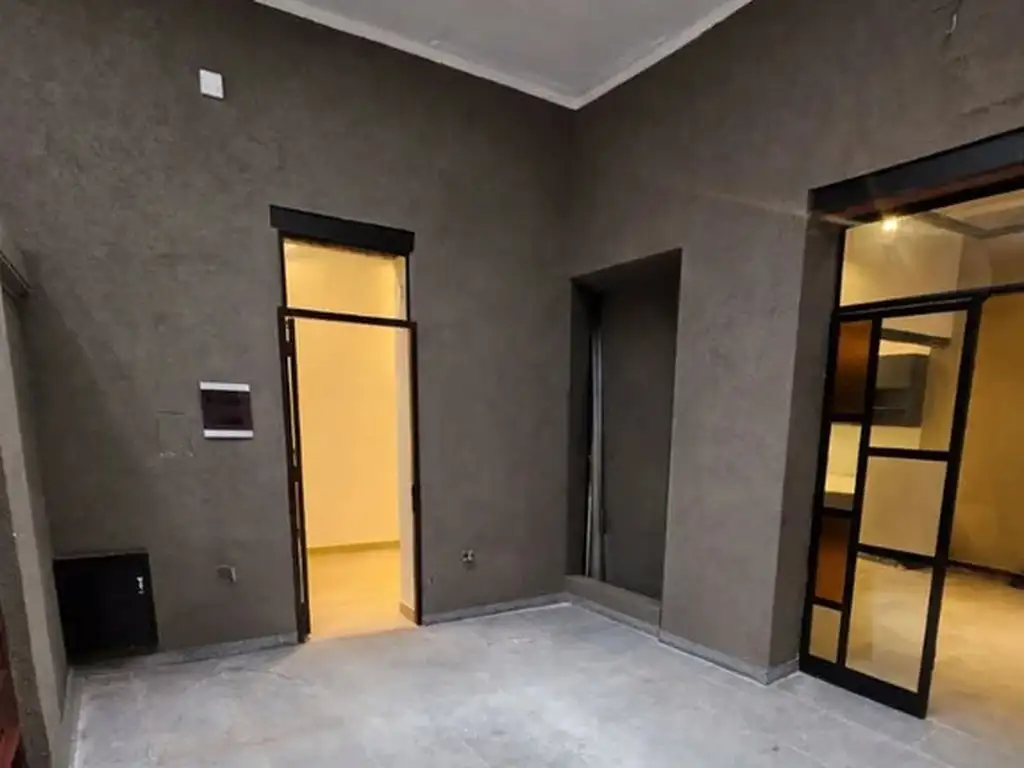 Foto de PH 4 Ambientes en Recoleta | Totalmente Reciclado | Patio Propio, imagen 1