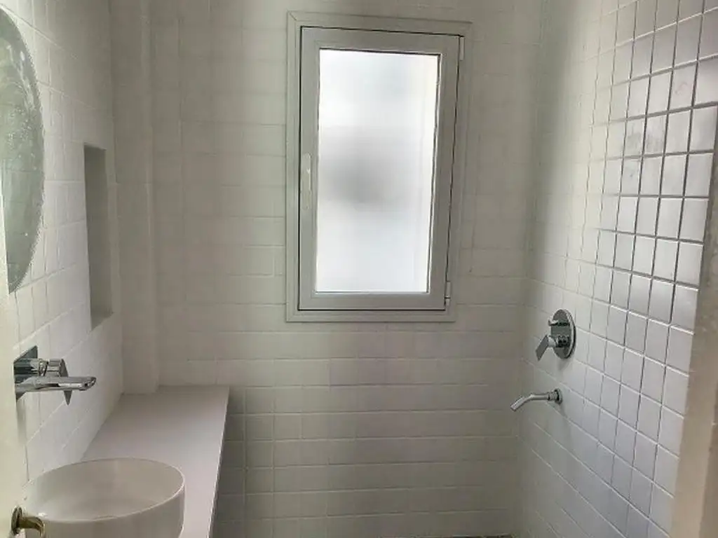 Foto de La Mejor ubicacion 4 Amb 2 Bños Balcon 71M2 Luz Aire Vista, imagen 4