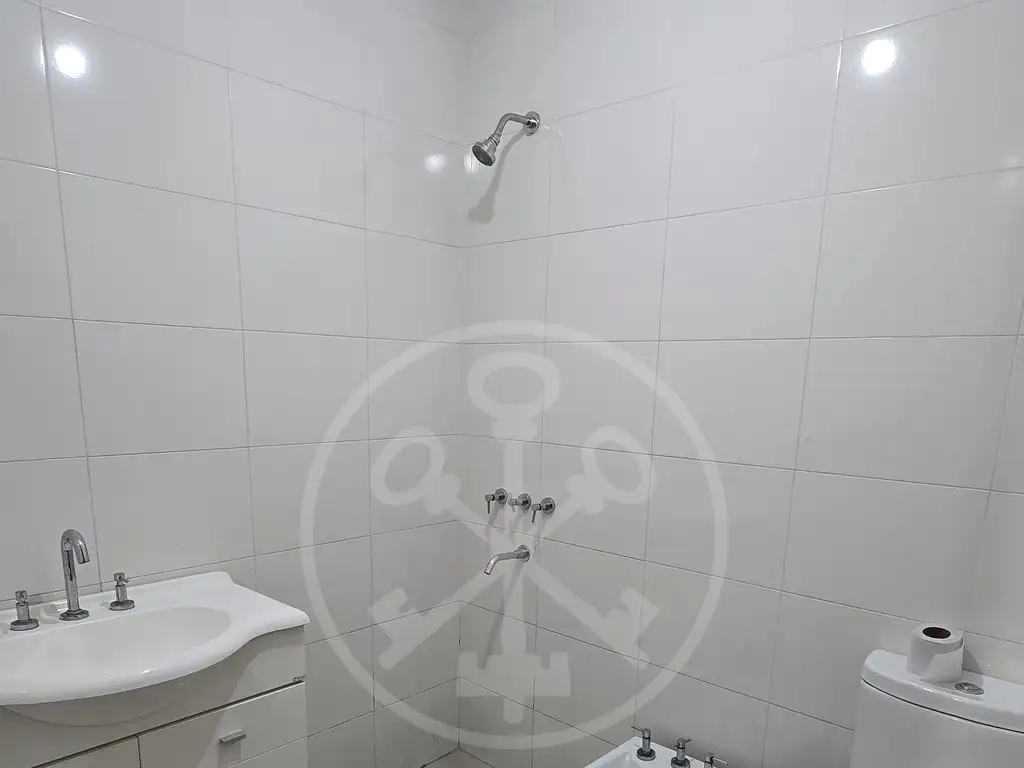 Foto de Galpón en alquiler 329 m2, imagen 4