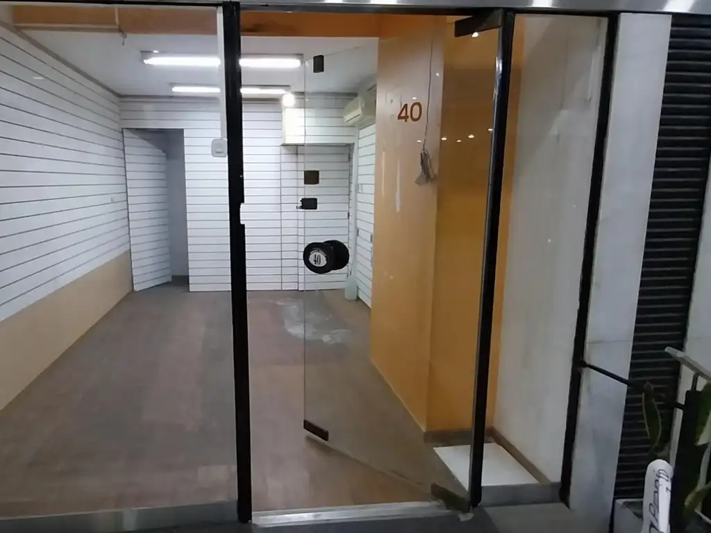 Foto de LOCAL EN GALERIA CORRIENTES ANGOSTA, imagen 5