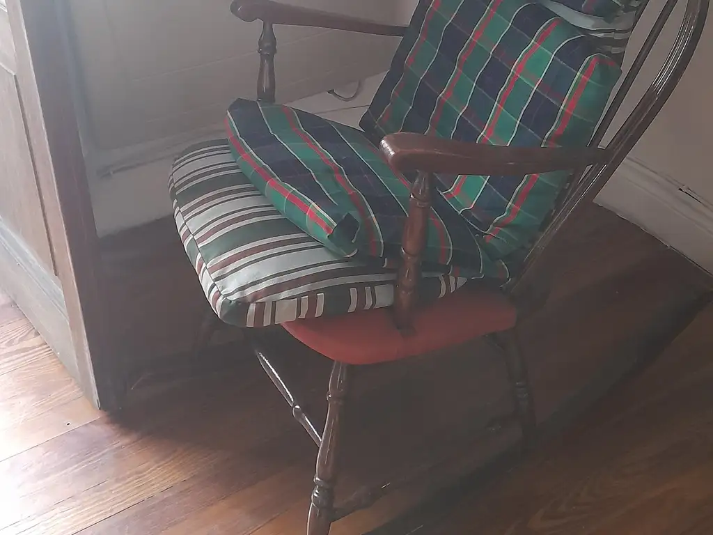 Foto de DEPARTAMENTO DE 4 AMBIENTES ANTIGUO AL FRENTE IMPECABLE!!, imagen 4