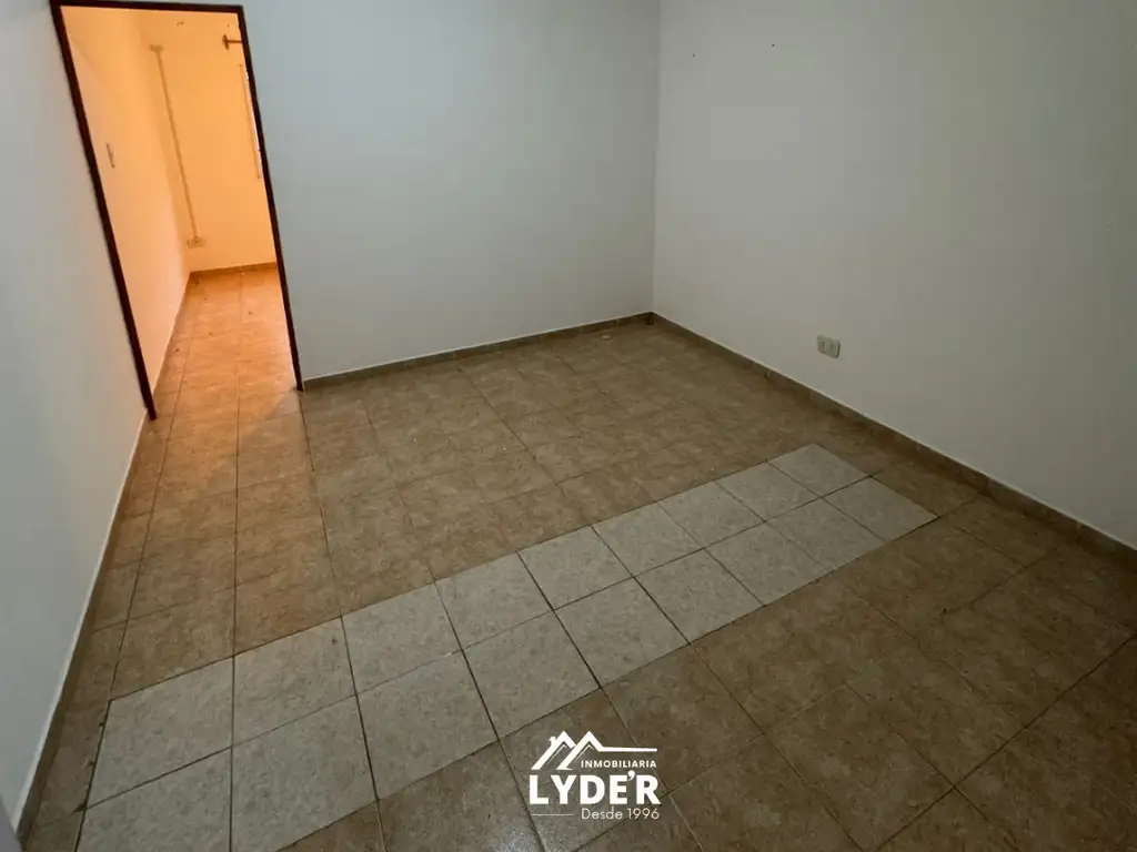 Foto de Oficina en alquiler. Brown 90. Primer piso., imagen 1