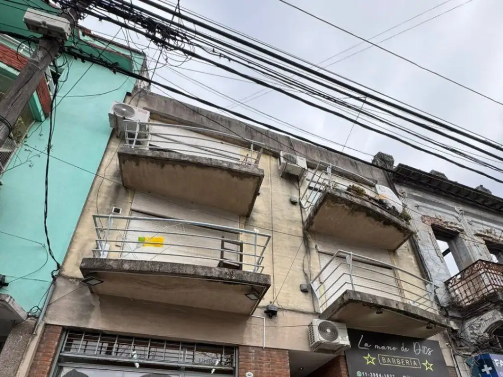 Foto de Local comercial en venta ubicado en La Boca, imagen 1