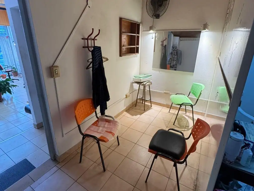 Foto de Local comercial en venta ubicado en La Boca, imagen 2