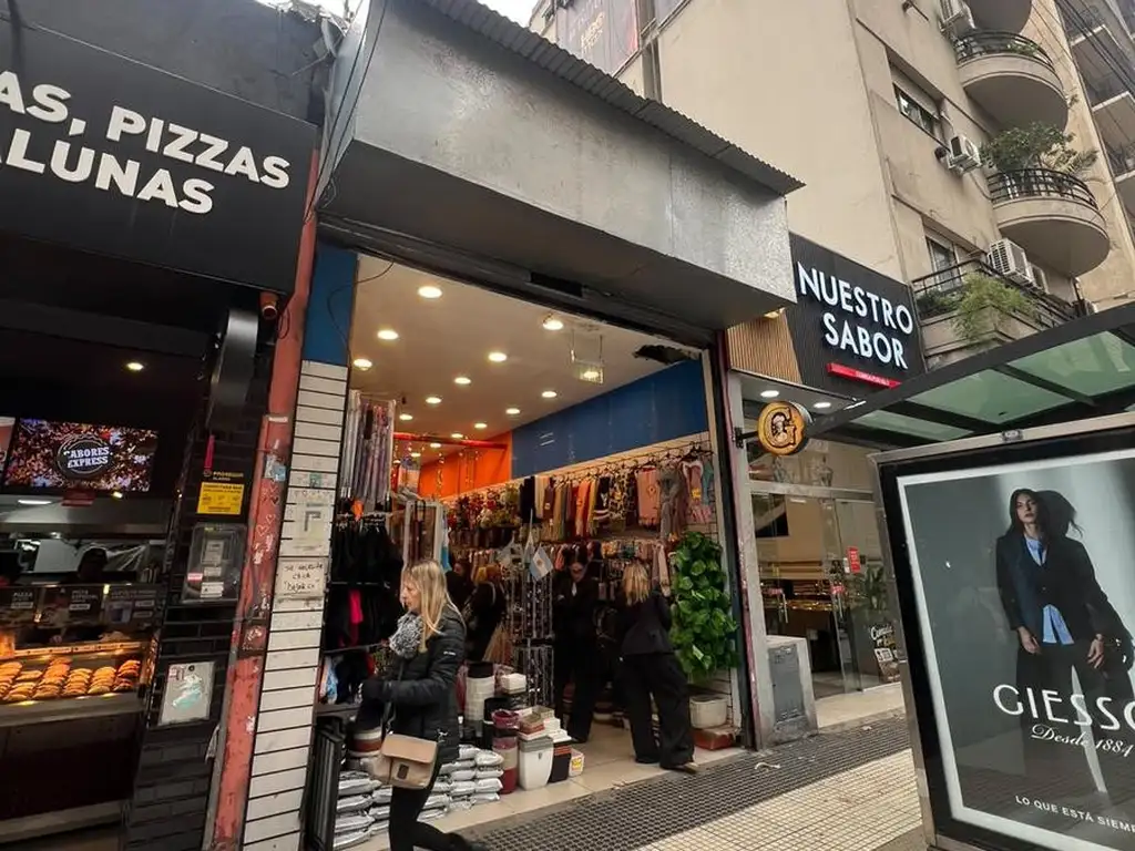 Foto de Local en Alquiler Santa fe 2553, imagen 2
