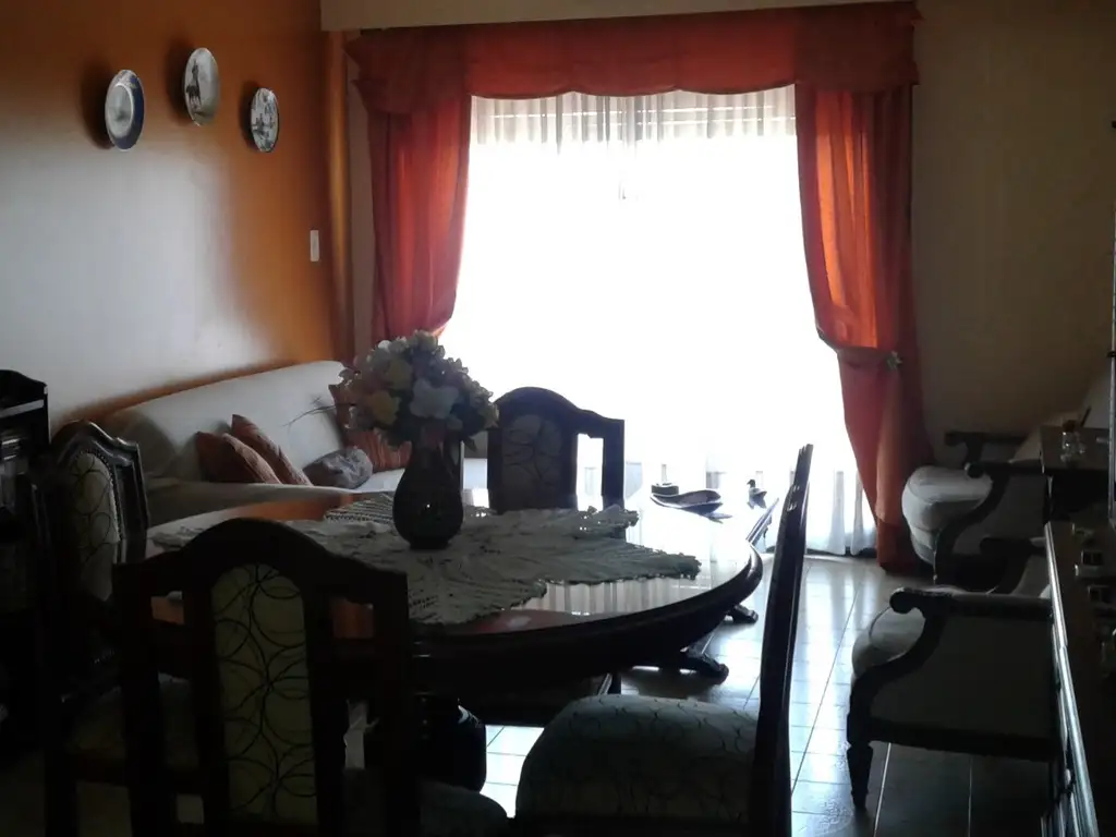 Foto de Departamento de 3 ambientes con espacio guarda coche, imagen 2