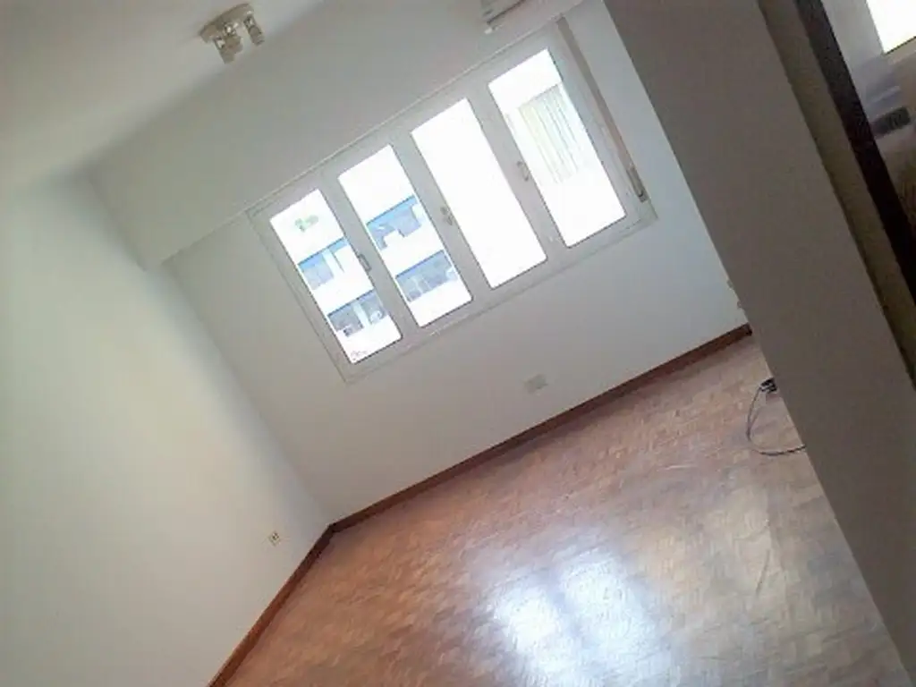 Foto de Departamento de 2 Dormitorios con Cochera, imagen 3