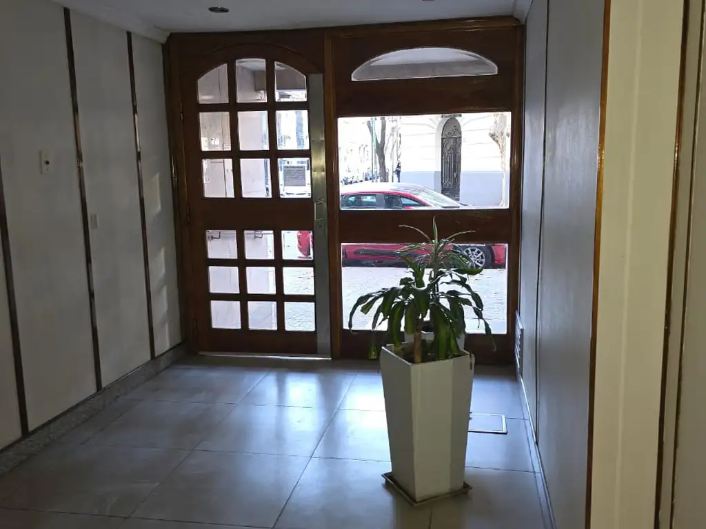 Foto de ALQUILER DEPARTAMENTO 2 AMBIENTES APTO PROFESIONAL, imagen 1