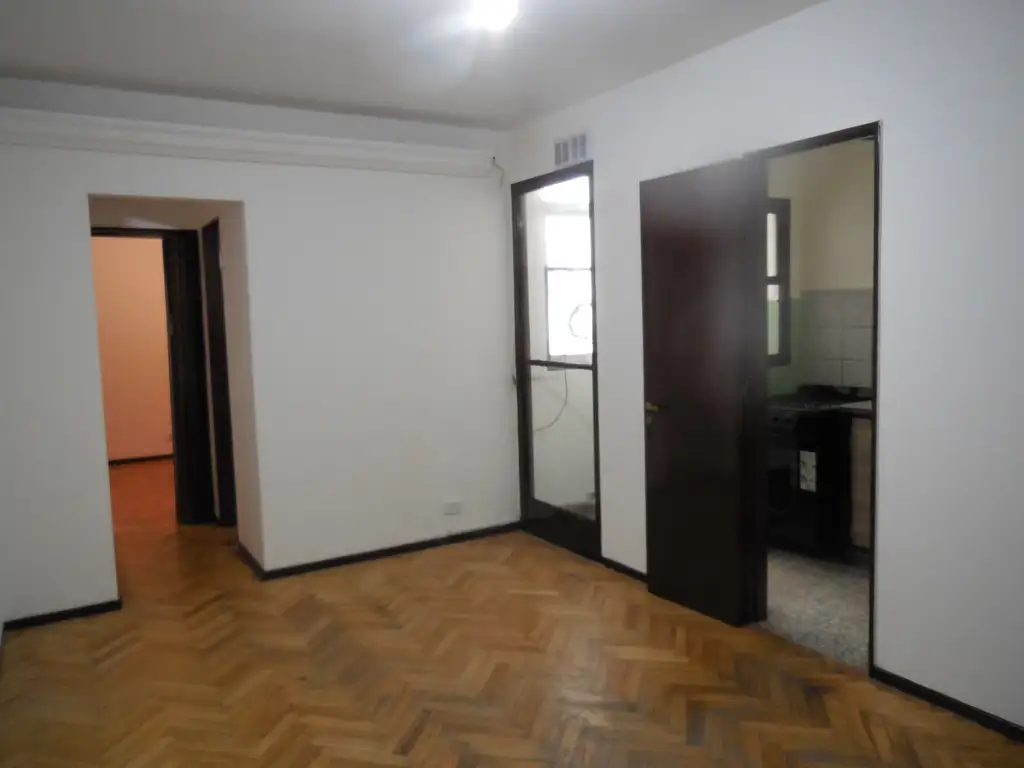 Foto de ALQUILER DEPARTAMENTO 2 AMBIENTES APTO PROFESIONAL, imagen 2