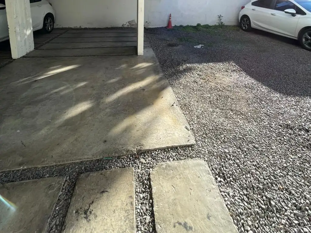 Foto de COCHERA DESCUBIERTA - EN ALQUILER - HAEDO, imagen 4