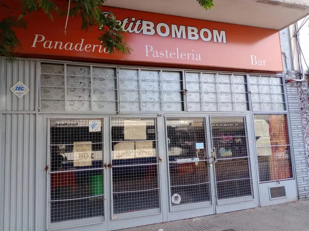 Foto de Local en alquiler, pleno foco comercial Liniers, imagen 2
