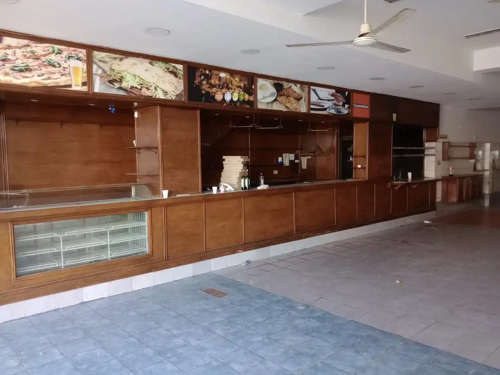 Foto de Local en alquiler, pleno foco comercial Liniers, imagen 1