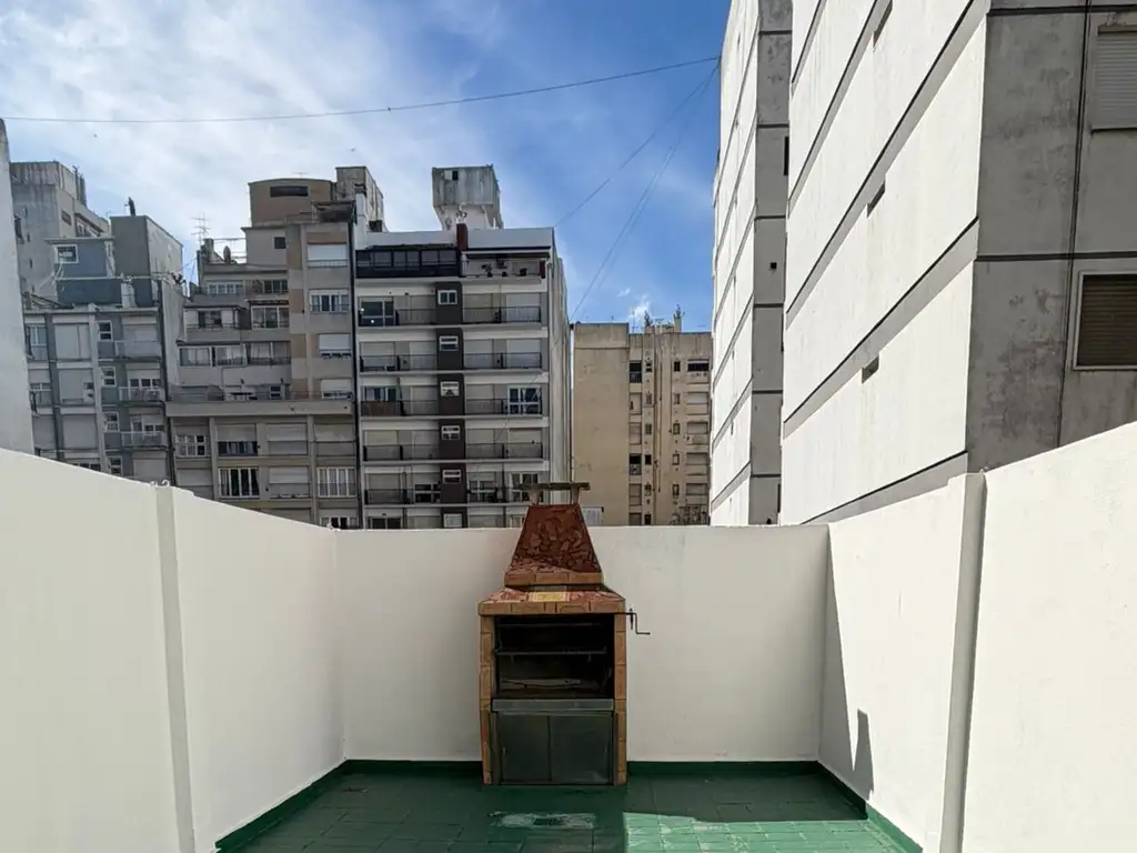 Foto de departamento monoambiente y medio con patio, imagen 2