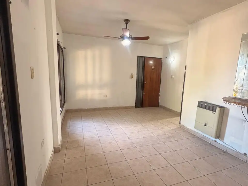 Foto de DEPARTAMENTO DE 2 DORMITORIOS CON BALCCON, imagen 2