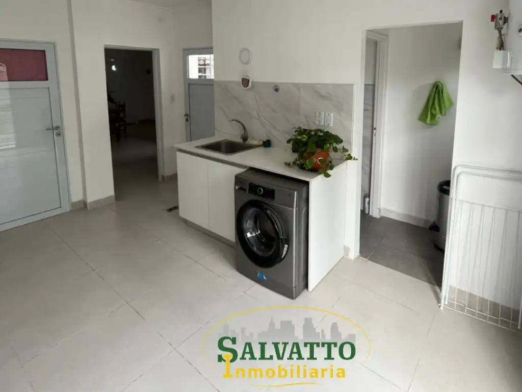 Foto de Chalet 3 ambientes reciclado en Punta Mogotes, imagen 2