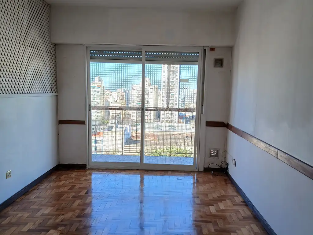 Foto de DEPARTAMENTO DE 3 AMBIENTES AMPLIOS CON BALCON, imagen 3