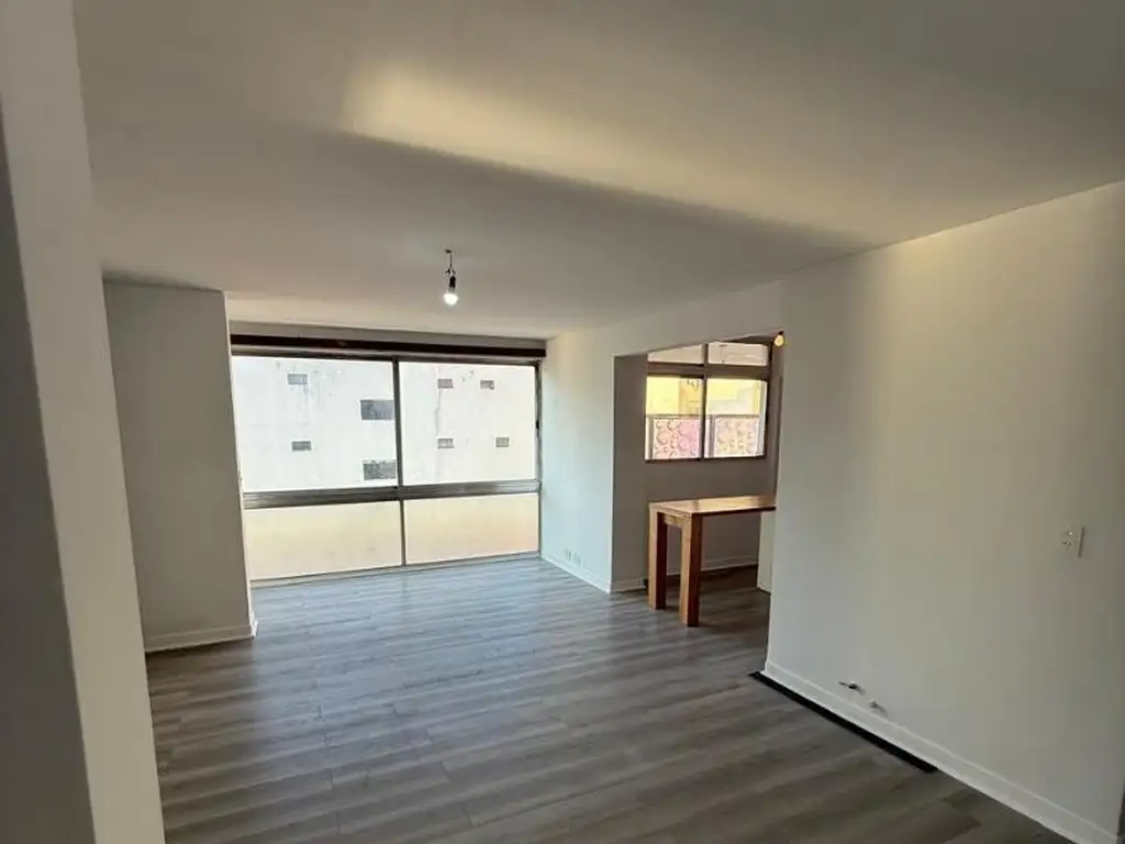 Foto de SEMIPISO 3 AMBIENTES 2 BAÑOS APTO PROFESIONAL, imagen 3