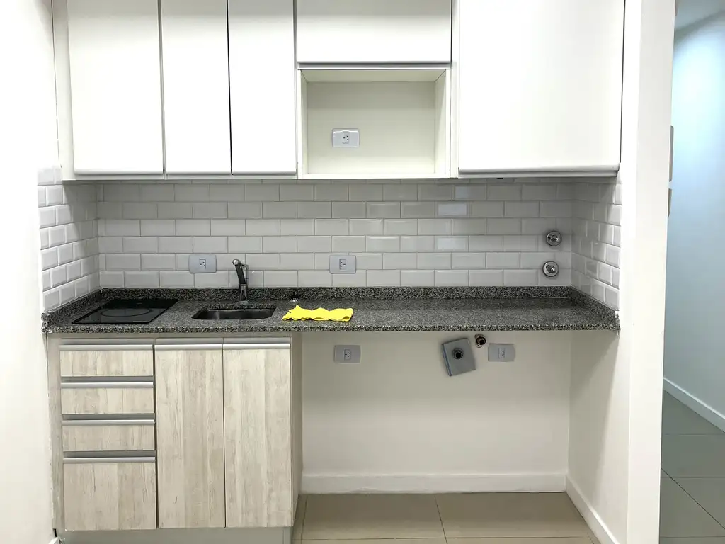 Foto de HERMOSO MONOAMBIENTE APTO PROFESIONAL O VIVIENDA CON BALCÓN, imagen 1