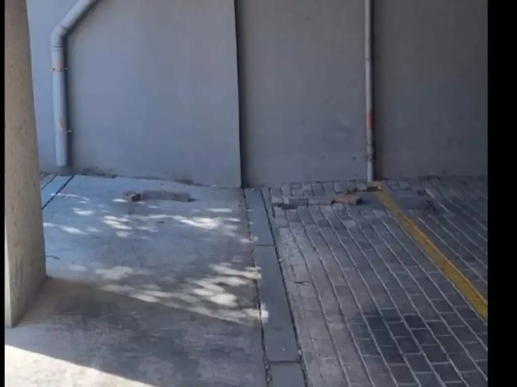 Foto de VENTA DE COCHERA CUBIERTA EN PLANTA BAJA, imagen 3