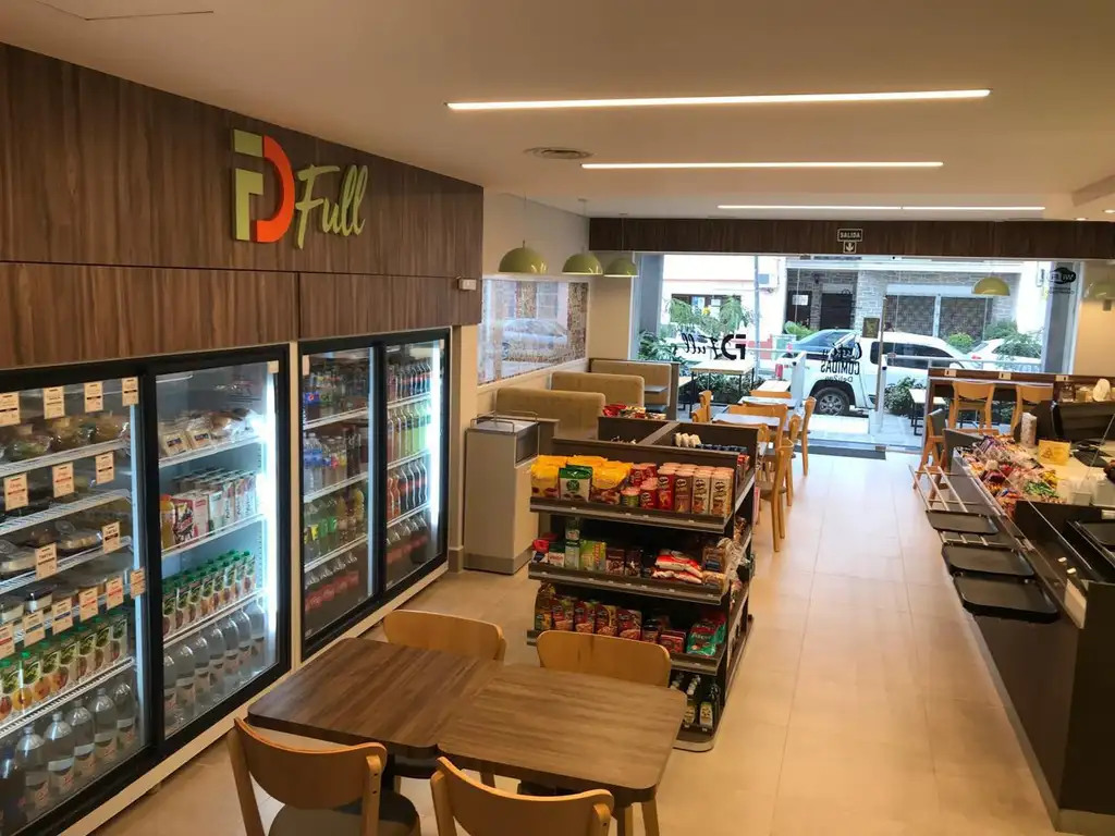 Foto de OPORTUNIDAD! Local comercial en alquiler en Dean Funes al 800, imagen 3