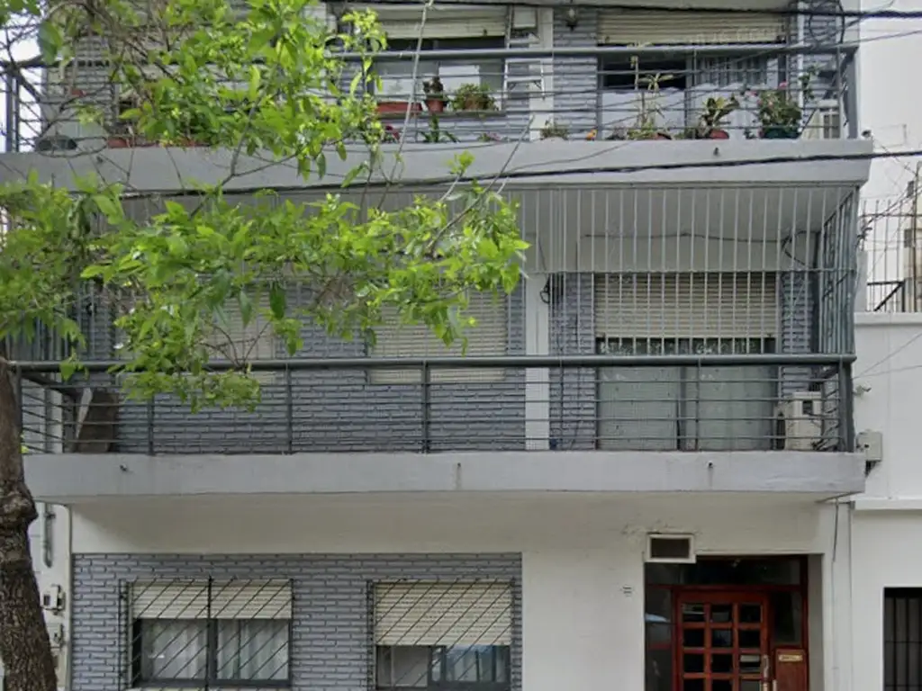 Foto de Departamento 4 ambientes al frente con balcón a la calle – 1° piso, imagen 1