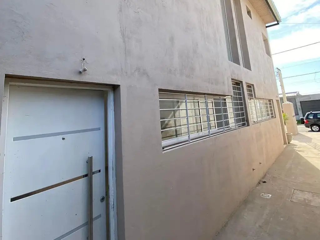 Foto de Alquiler | Casa | 2 Dormitorios | Capitán Bermúdez | Barrio Terranova, imagen 1