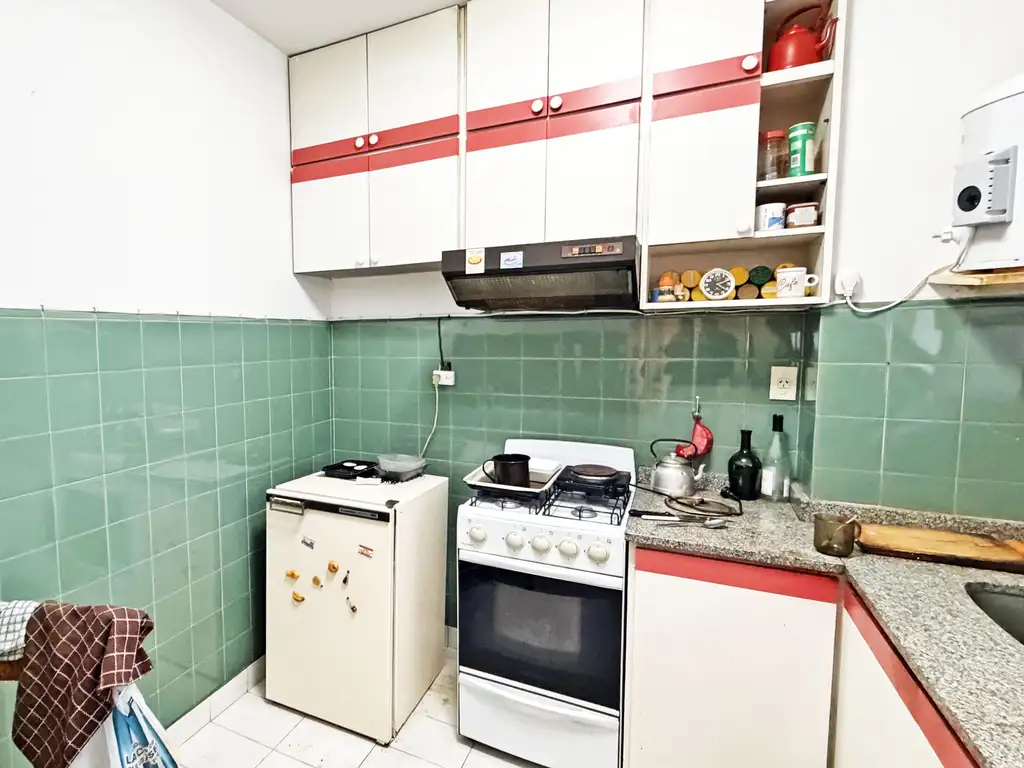 Foto de DEPARTAMENTO 3 AMBIENTES CON BALCON A 1 CUADRA ESTACION COGHLAN, imagen 4