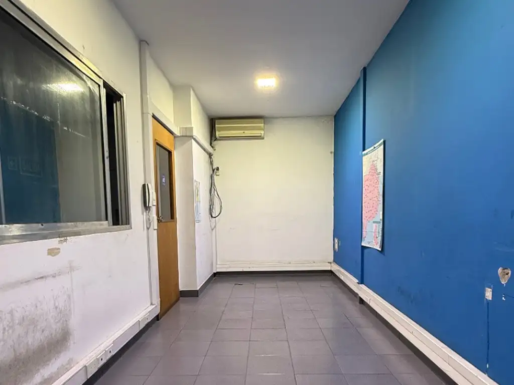 Foto de Depósito en venta de 200m2 ubicado en Parque Patricios, imagen 5