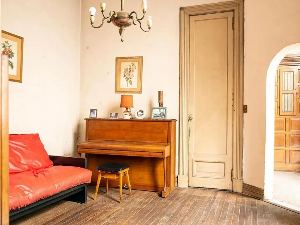 Foto de VENTA PH 7 AMB EN FLORES GRAN OPORTUNIDAD - 180M + 50M, imagen 4