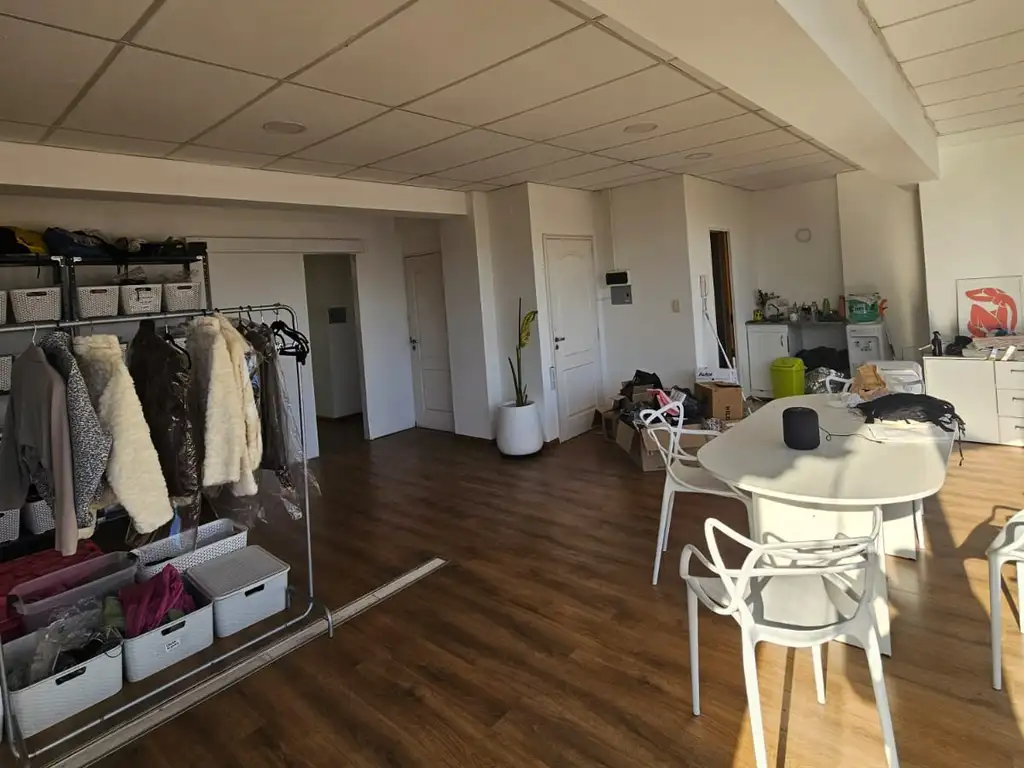Foto de Piso completo de 100 mts - Uso comercial, imagen 2