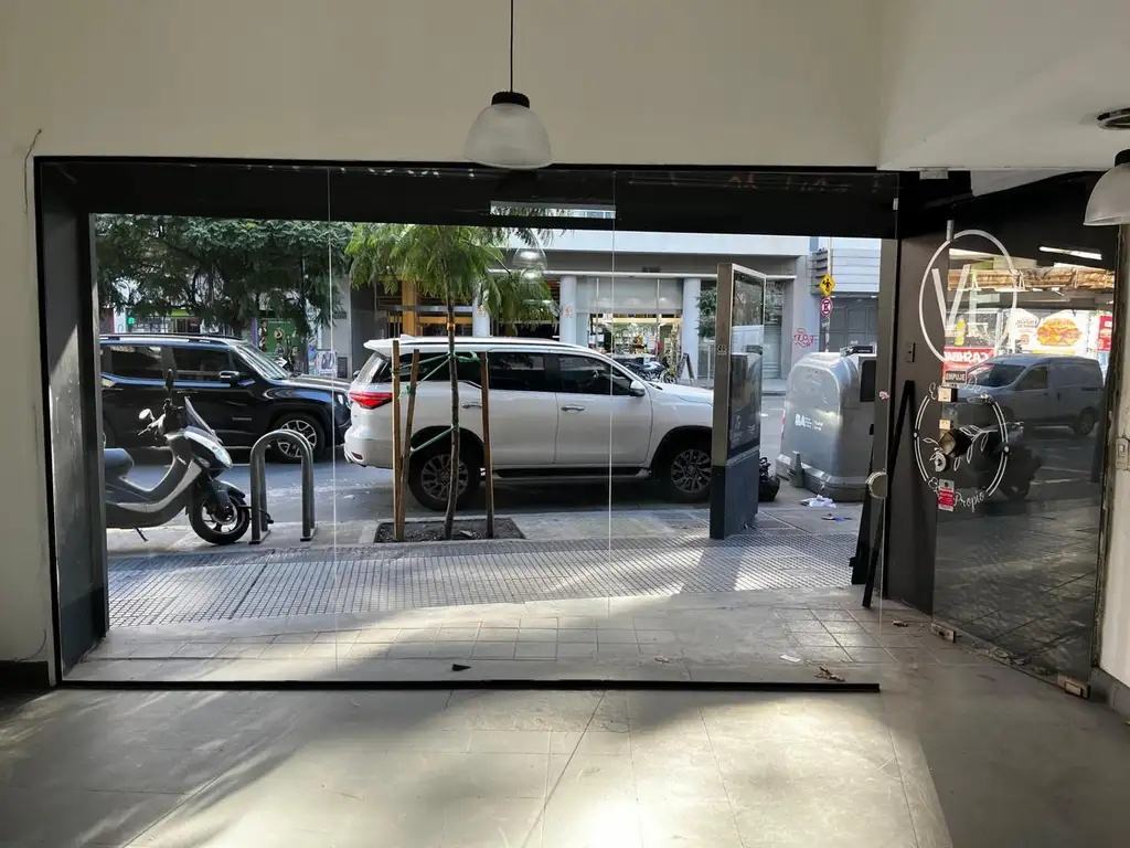 Foto de ¡Alquila el Local Perfecto para tu Negocio en AvCórdoba 5125, imagen 2