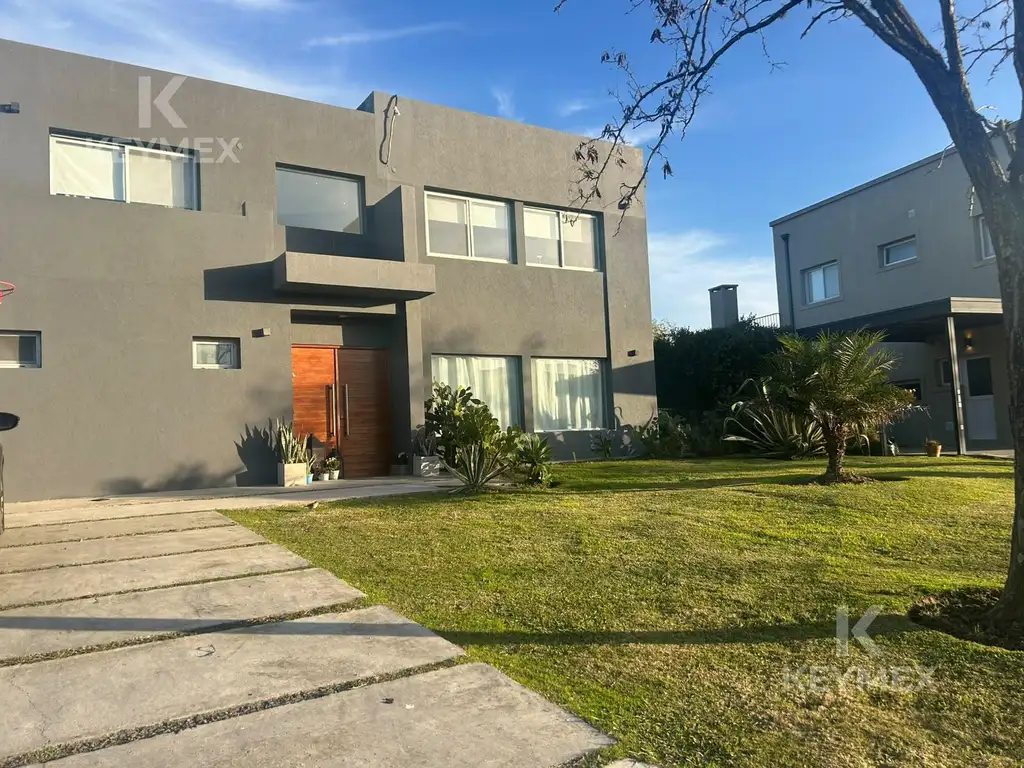 Foto de Casa en venta- 4 ambientes- Canton, imagen 1
