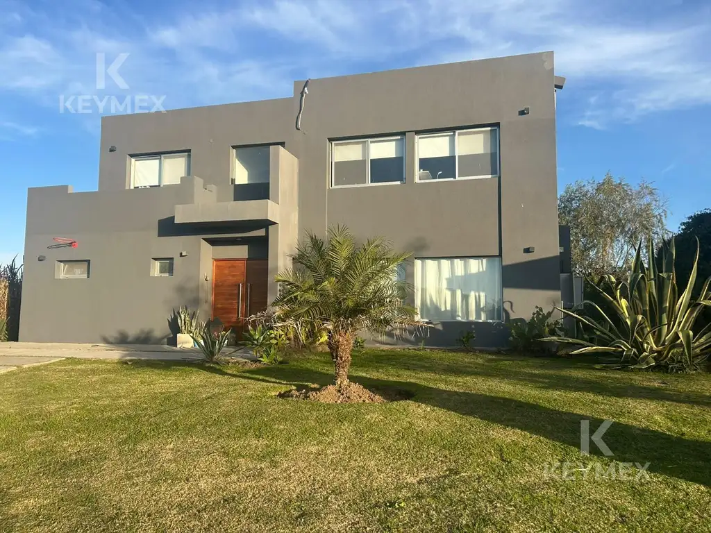 Foto de Casa en venta- 4 ambientes- Canton, imagen 2