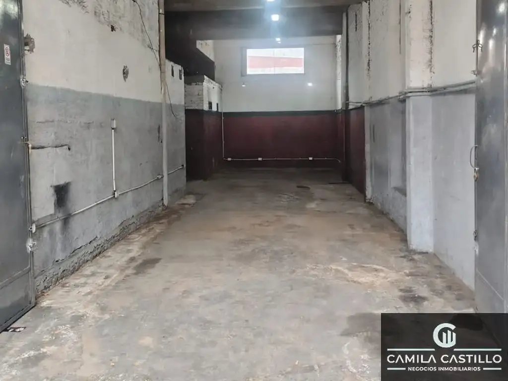 Foto de Galpón en alquiler de 90m2 ubicado en Villa Lugano, imagen 4