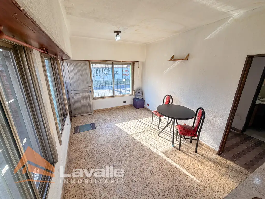 Foto de Departamento 2 ambientes tipo casa en alquiler, imagen 2