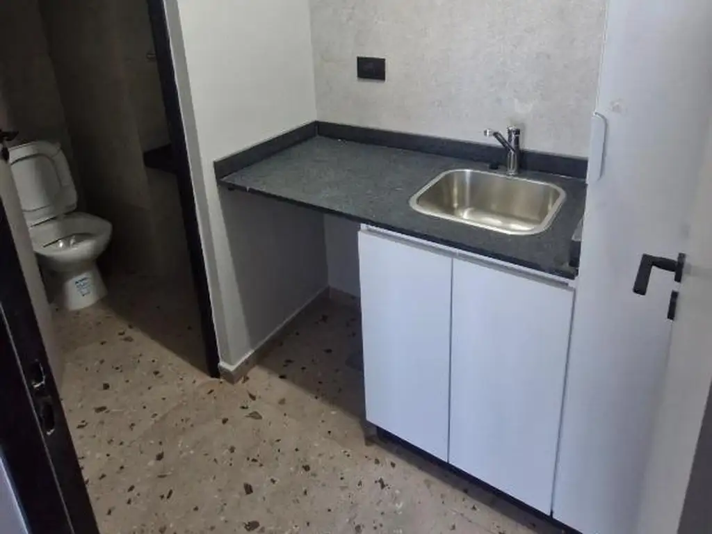 Foto de OFICINAS DISPONIBLES PARA ALQUILER, imagen 2
