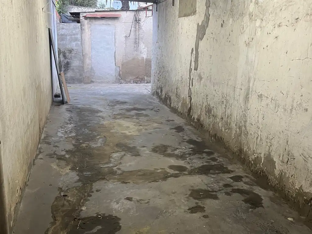 Foto de ALQUILER - LA TABLADA - PH 3 AMBIENTES AL FRENTE CON PATIO y GARAJE, imagen 3